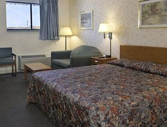 Travelodge By Wyndham Great Bend Buitenkant foto